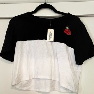 💥 NWT Custom crop top
